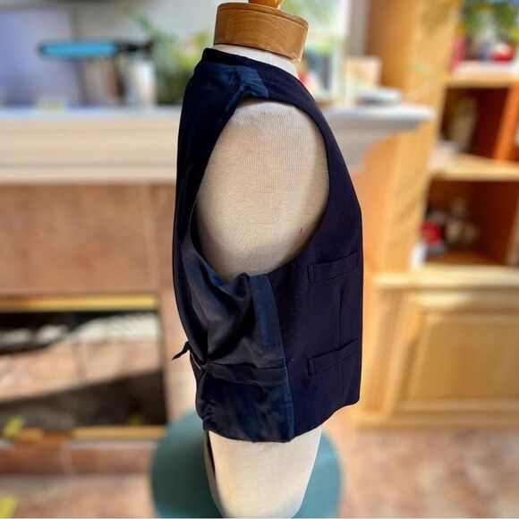 Men's vintage vest size Med. Purchased from a wardrobe set. - Picture 6 of 8